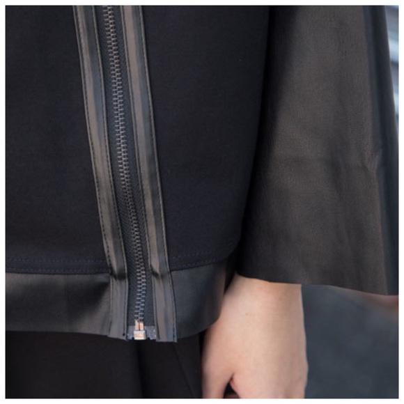 Vegan Leather Accent Zipper Top The Hylma - Picture 6 of 12